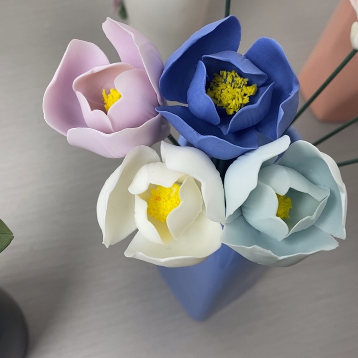 陶瓷陶瓷材料4朵郁金香