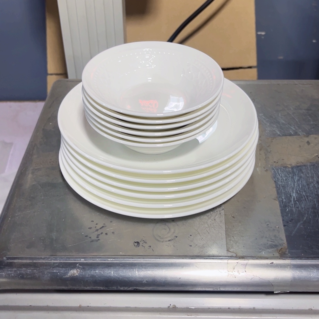 ****鸭新骨瓷纯白6月光➕灯笼碟子