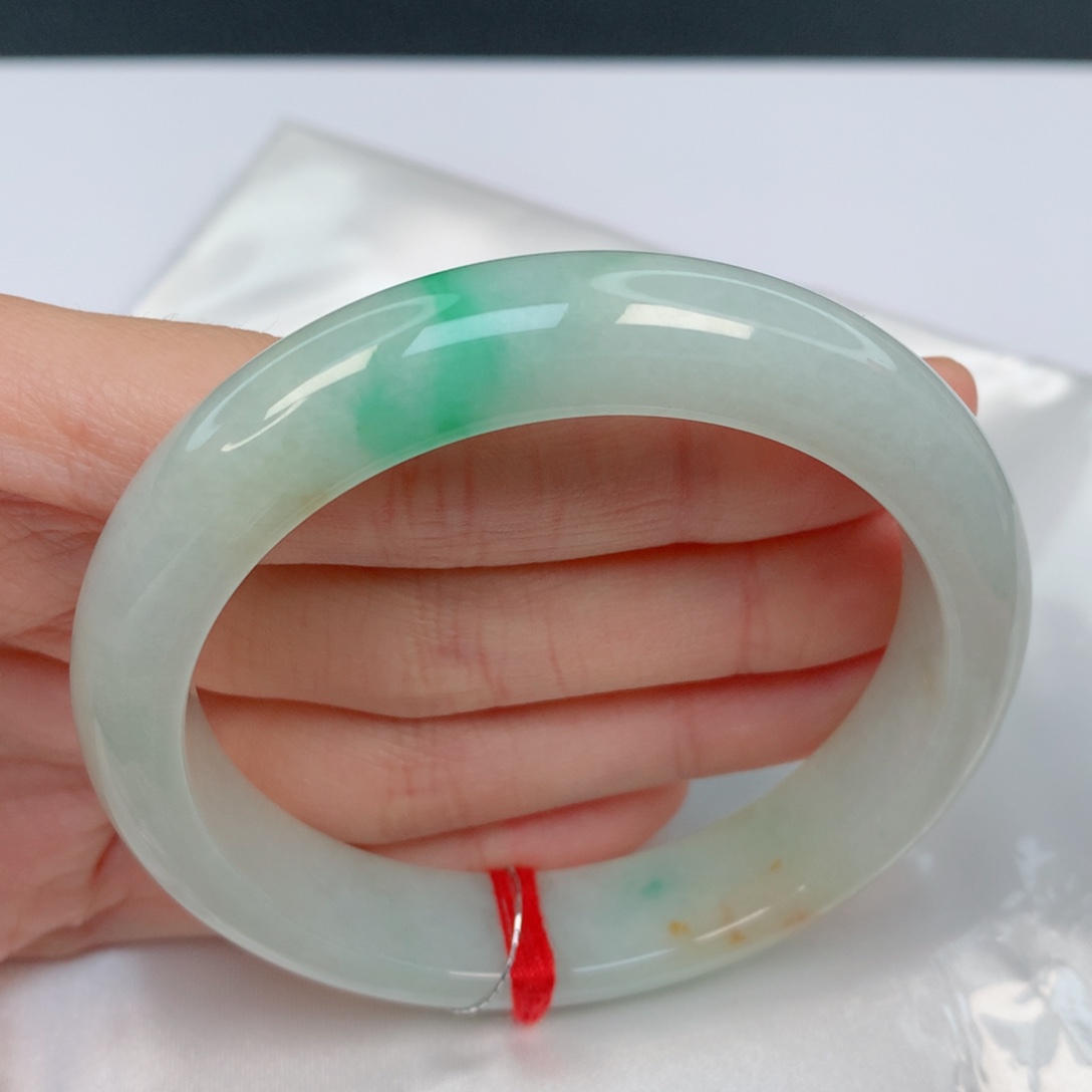 翡翠手镯未镶嵌56.7正圈