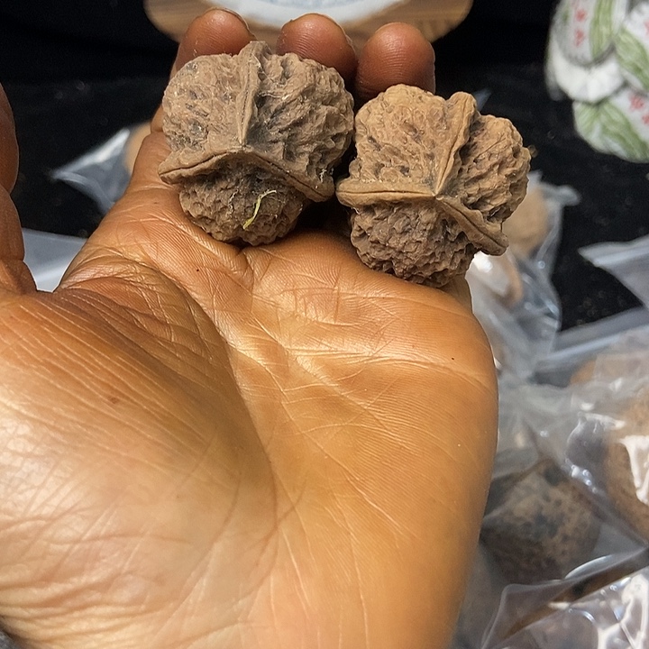 把件文玩核桃云南铁核桃基地54