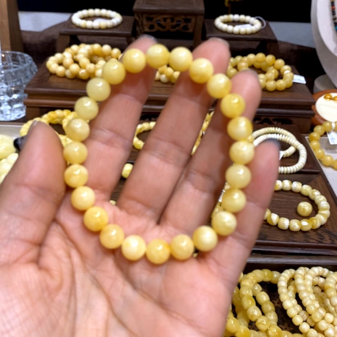 琥珀手链未镶嵌天然俄料鸡油黄妖白花圆珠手串8MM