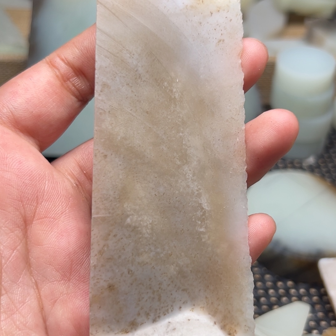 和田玉未镶嵌项链