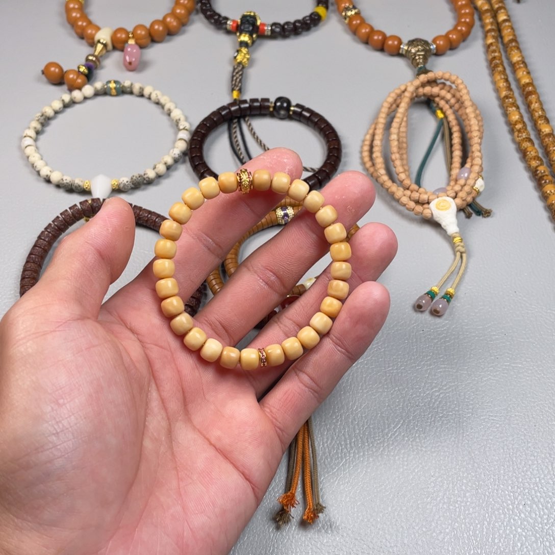 吊坠龙脊菩提。。。。。。。。。。