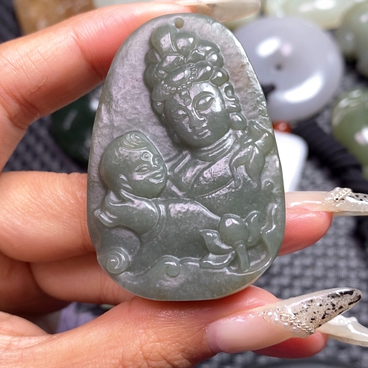 和田玉颈饰未镶嵌