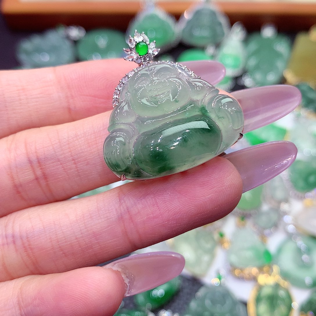 翡翠吊坠(不含链)18K金镶嵌眉***处