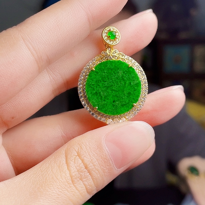 翡翠银S925镶嵌颈饰多样性