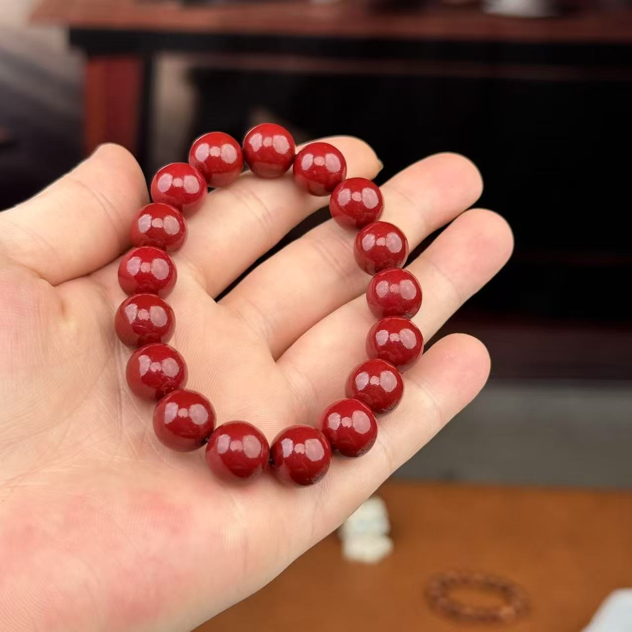 天然辰砂红1.2朱砂手串17颗 (无礼盒) K44