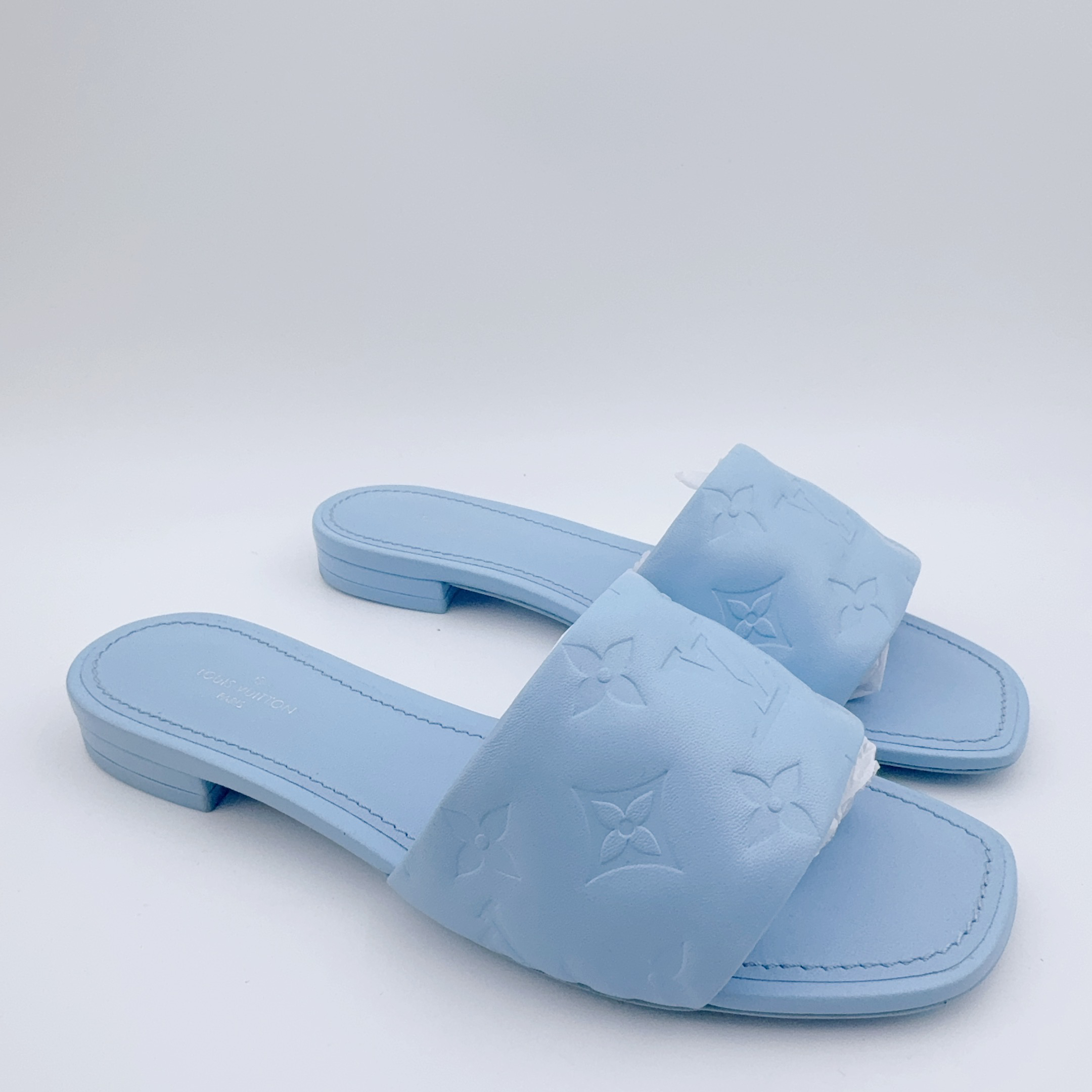 全新未使用 LouisVuitton/路易威登 36码/天蓝色满印印花凉拖