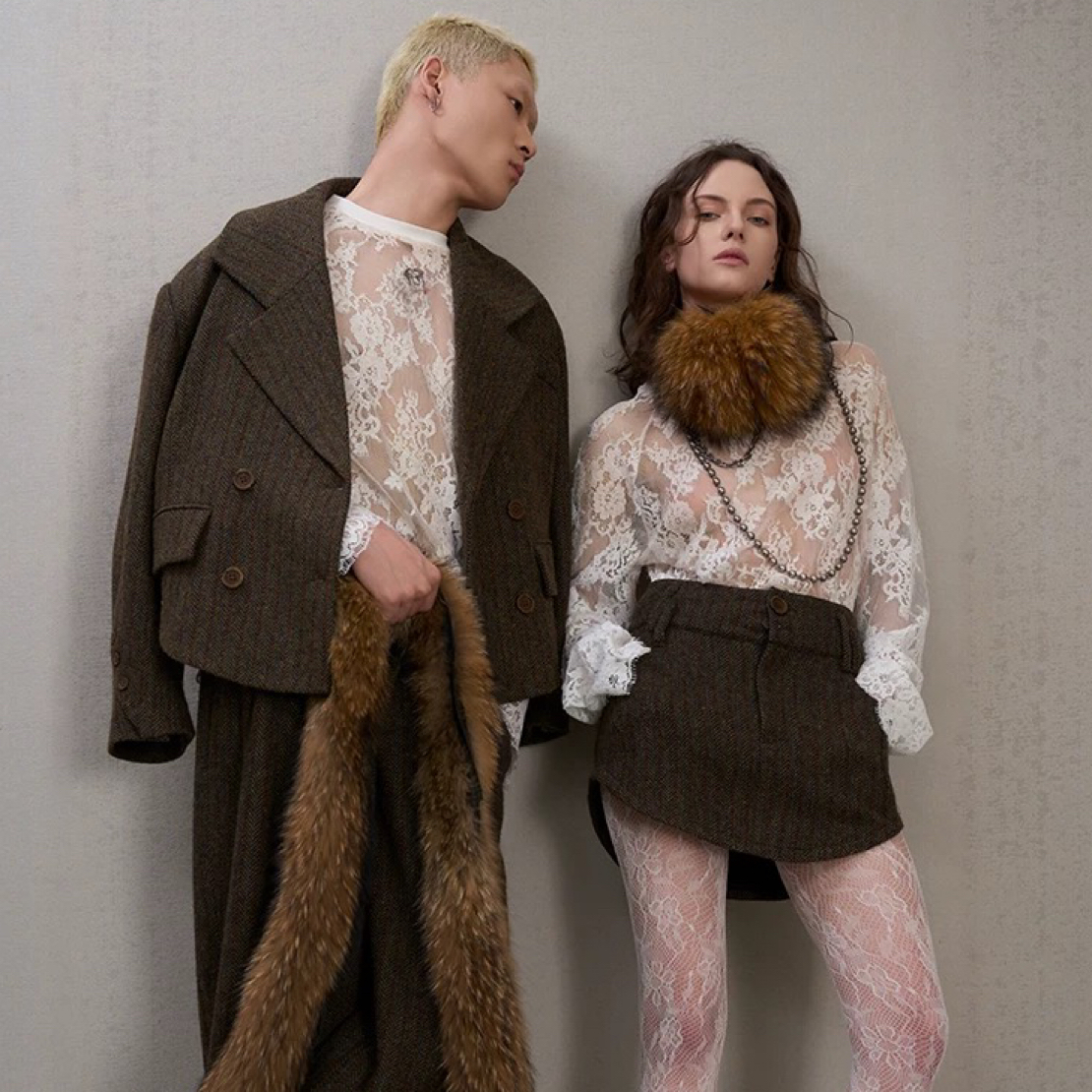 现货正品 设计师品牌不费力时髦 蕾丝镂空长袖T恤买手店