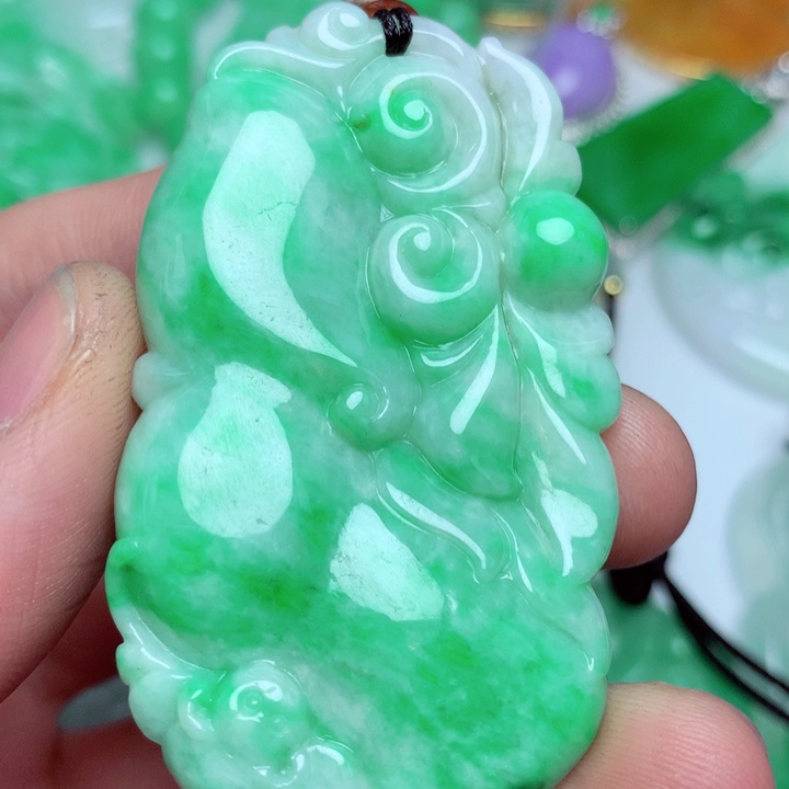 翡翠吊坠(不含链)未镶嵌