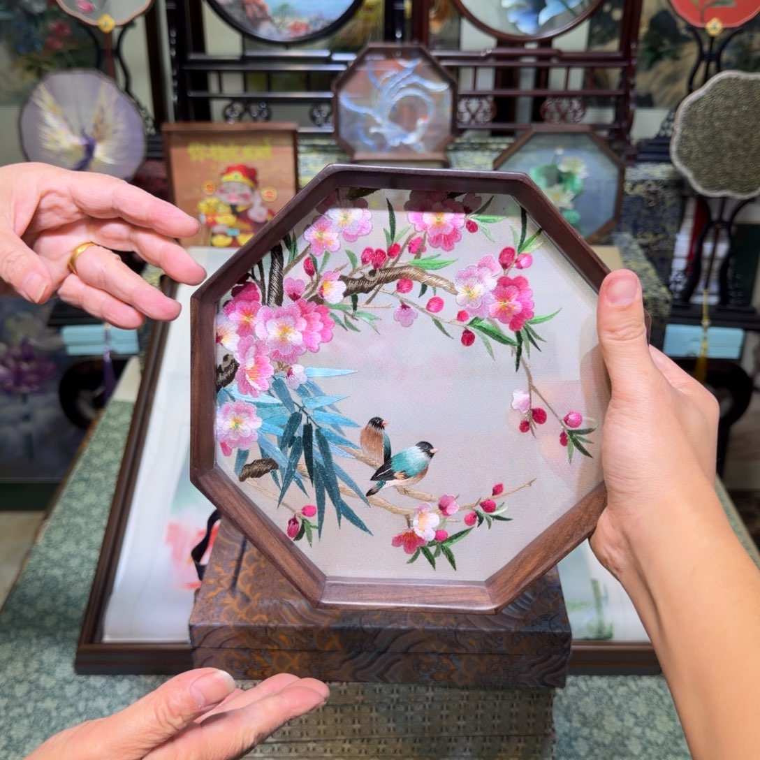 刺绣手工苏绣工艺制作技艺精湛