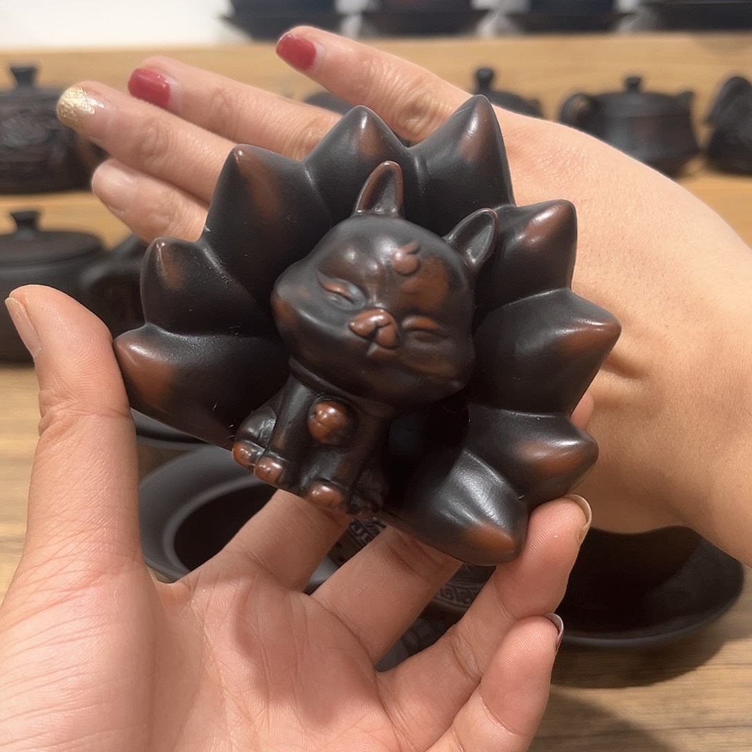 紫陶九尾狐茶宠一个