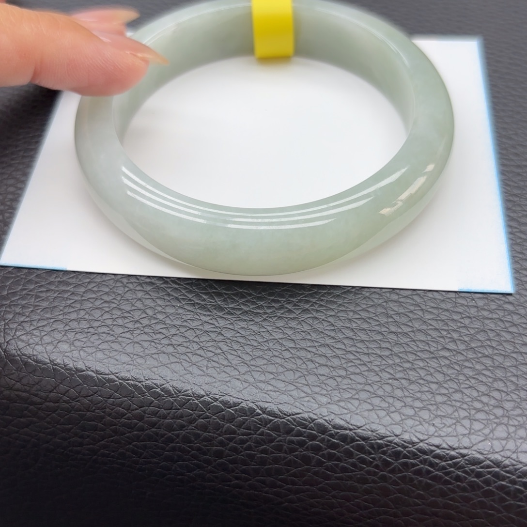 翡翠未镶嵌手镯5657