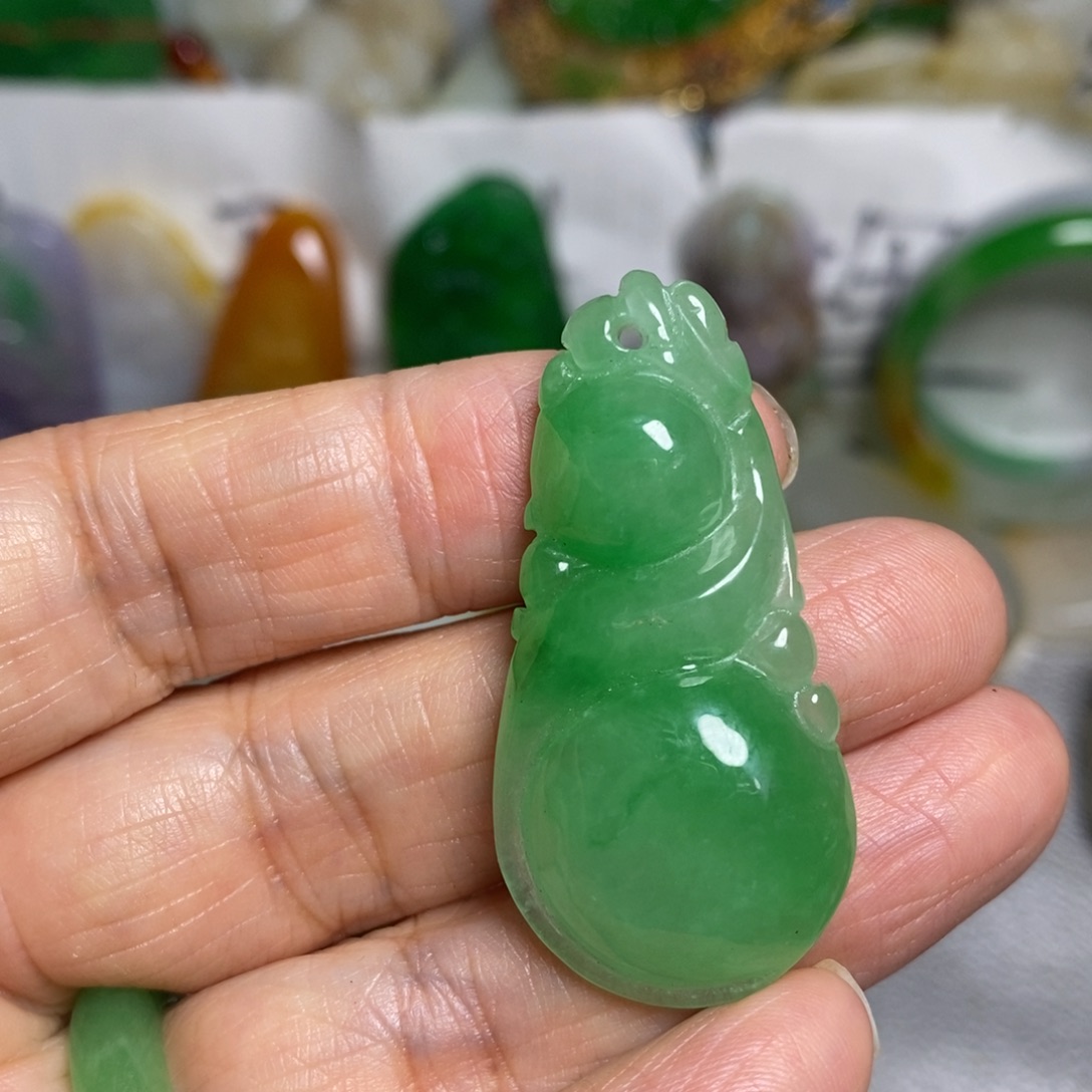 和田玉（糖玉）未镶嵌颈饰