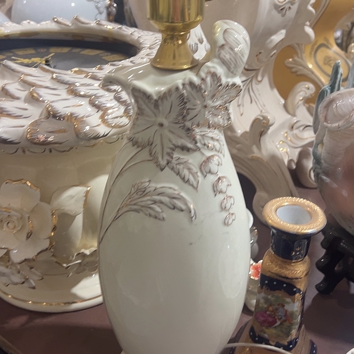 瓷片瑕。。。。。。。。。。。。。。