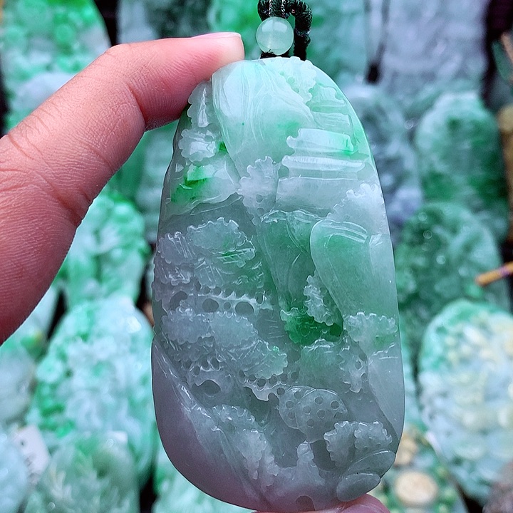 翡翠吊坠(不含链)未镶嵌