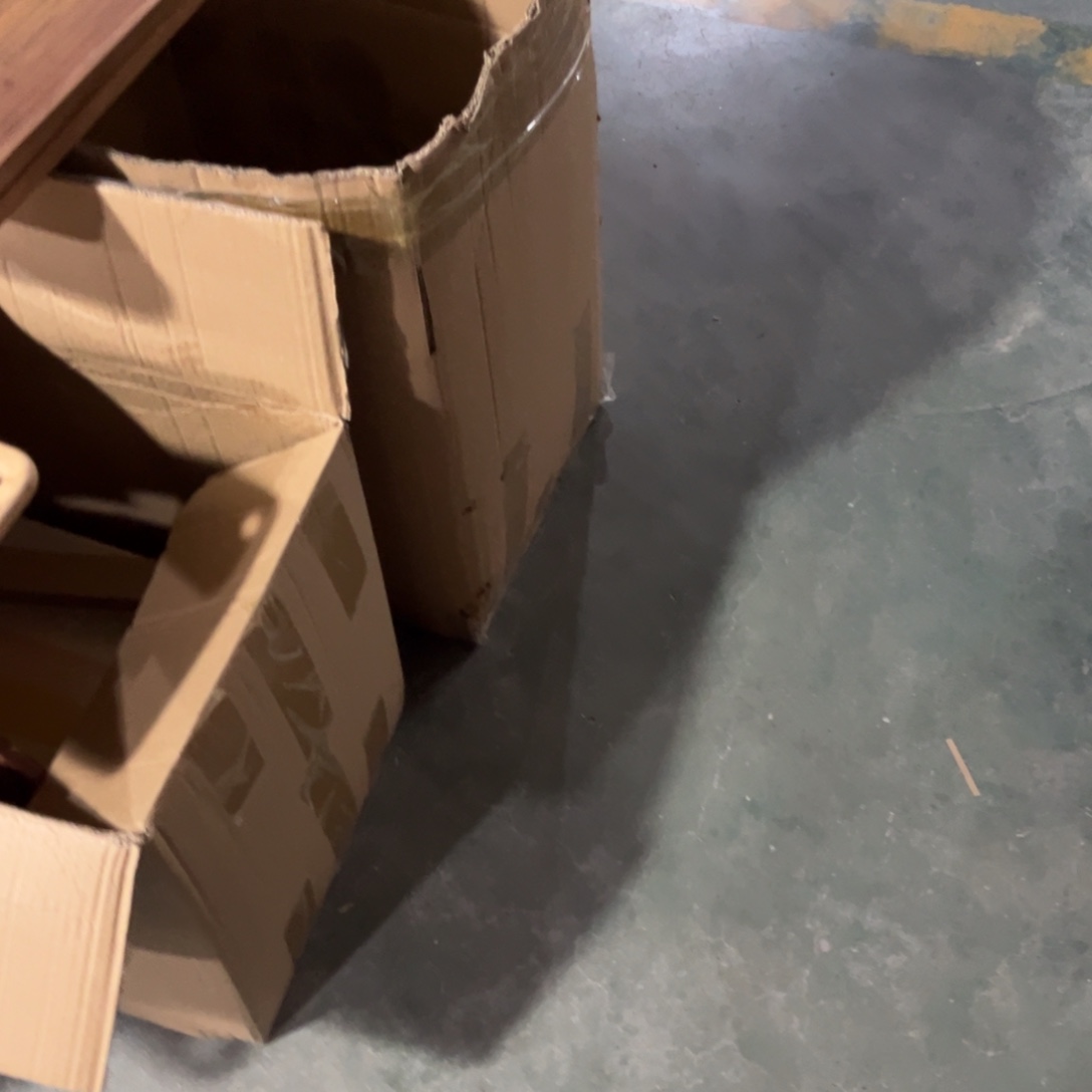 蜗****水晶玻璃不差价我也不知道是啥