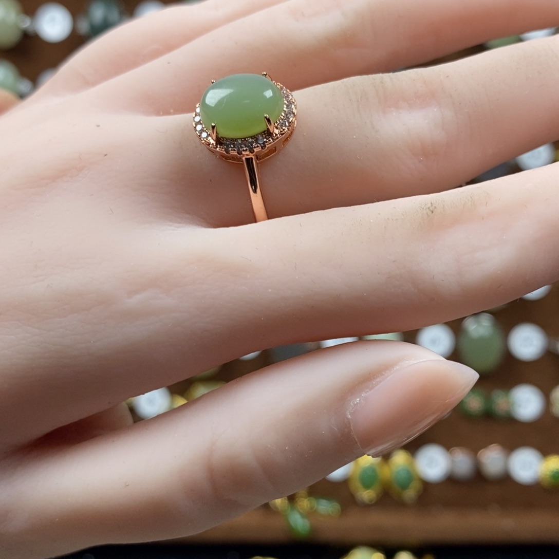 和田玉（碧玉）戒指合金