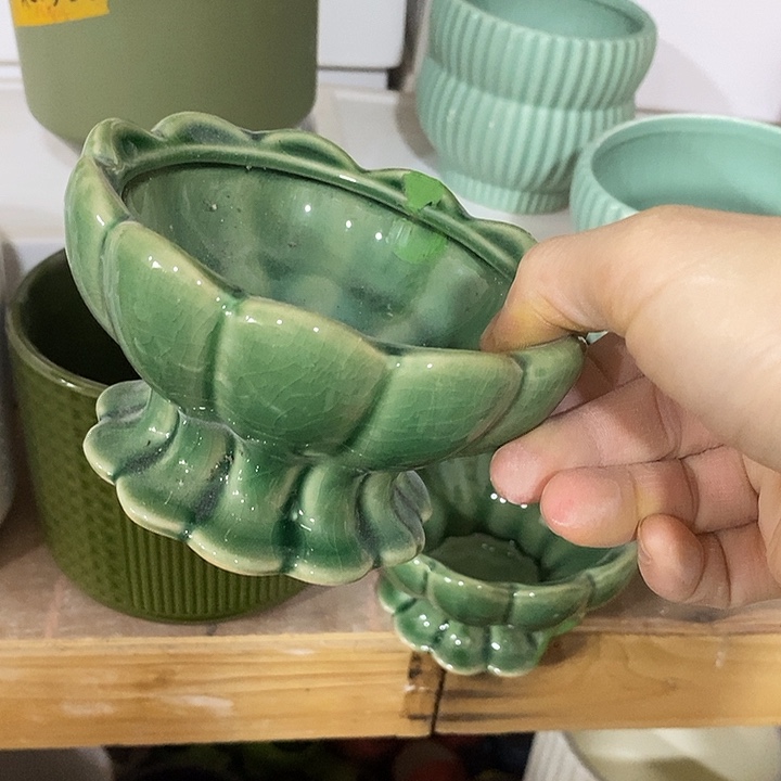 陶盆有孔 磕碰窑裂修补 介意勿拍口 9高8