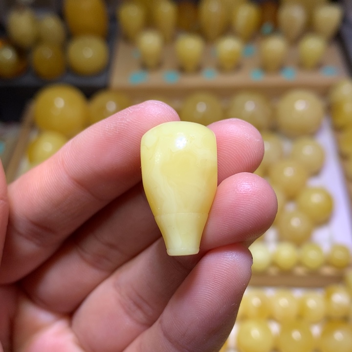 蜜蜡裸石未镶嵌天然俄料白花蜜蜡三通13.6