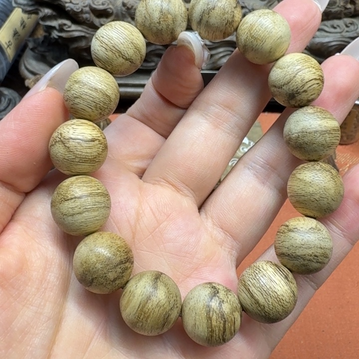 沉香手串馨安居沉香定制款