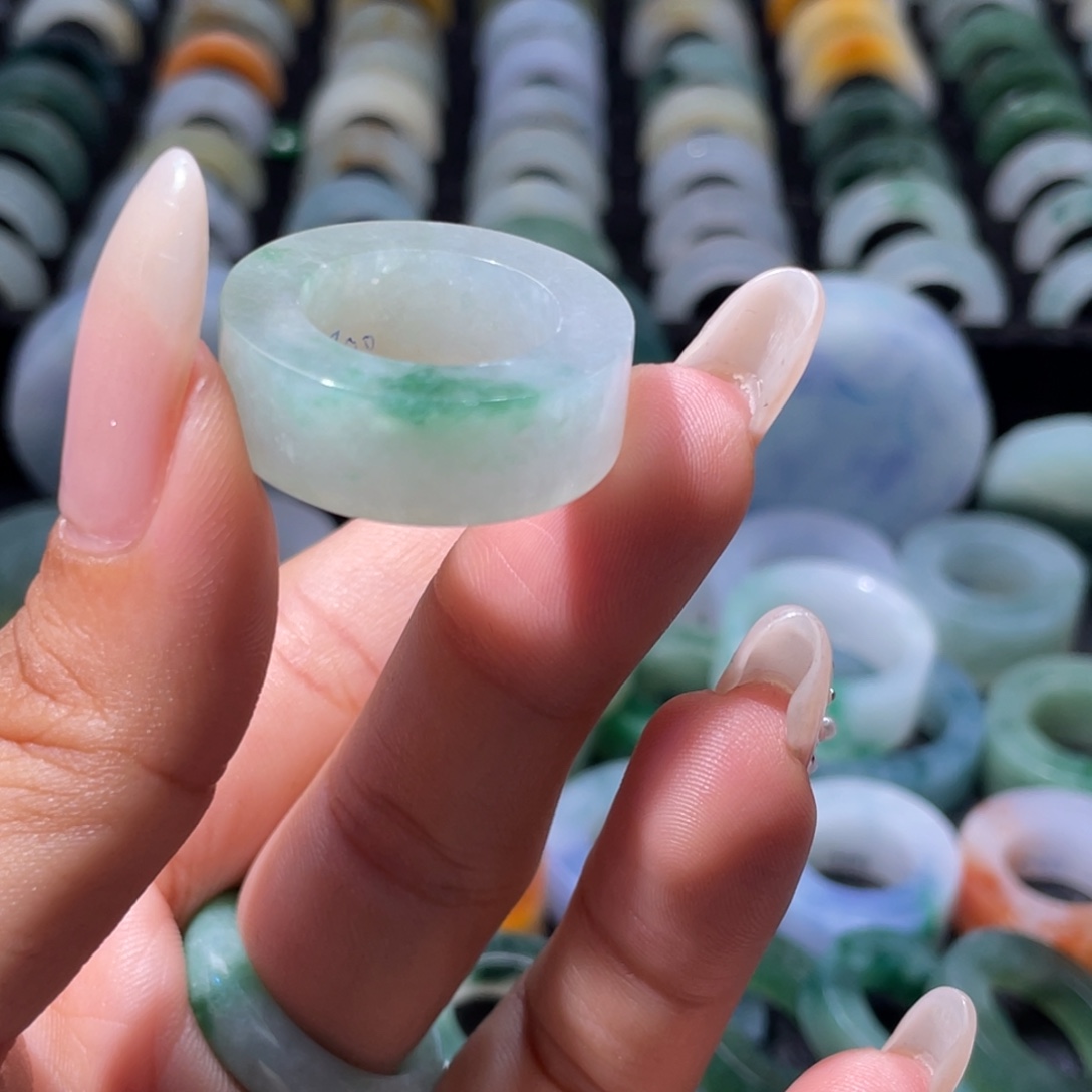 定制翡翠未镶嵌天然翡翠15-21圈