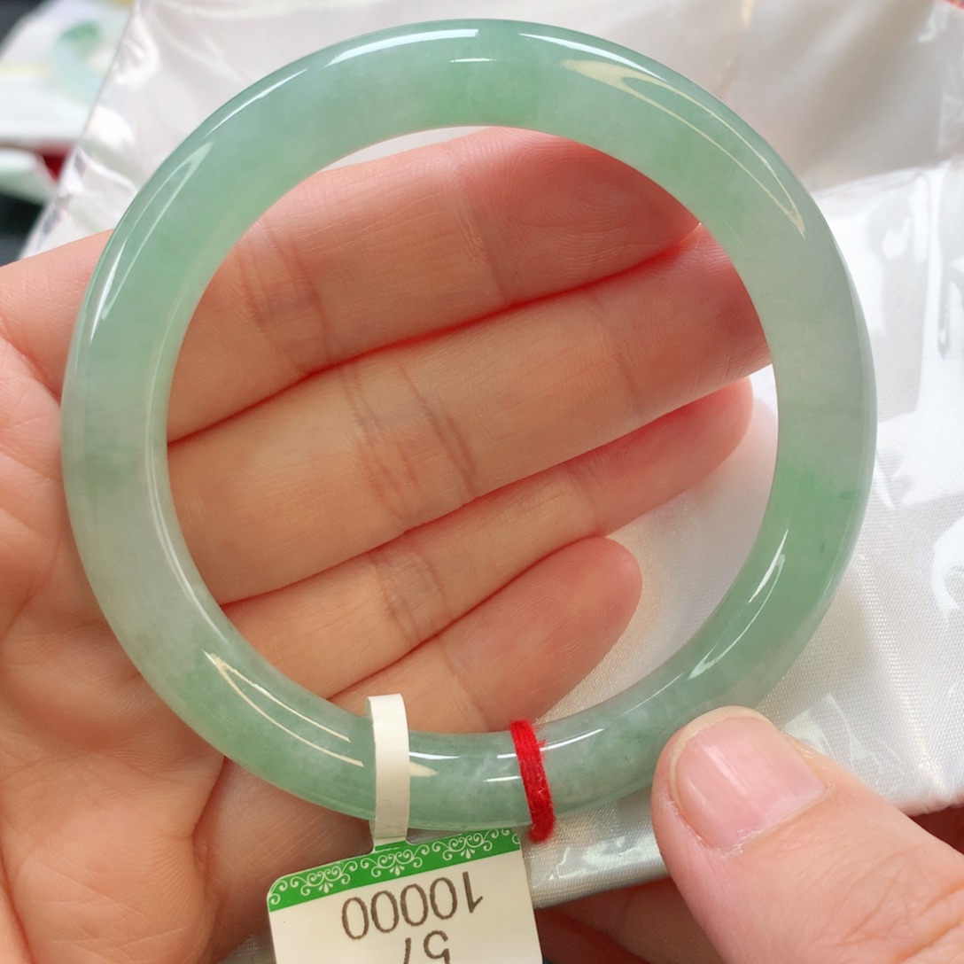 翡翠手镯未镶嵌57.5圆