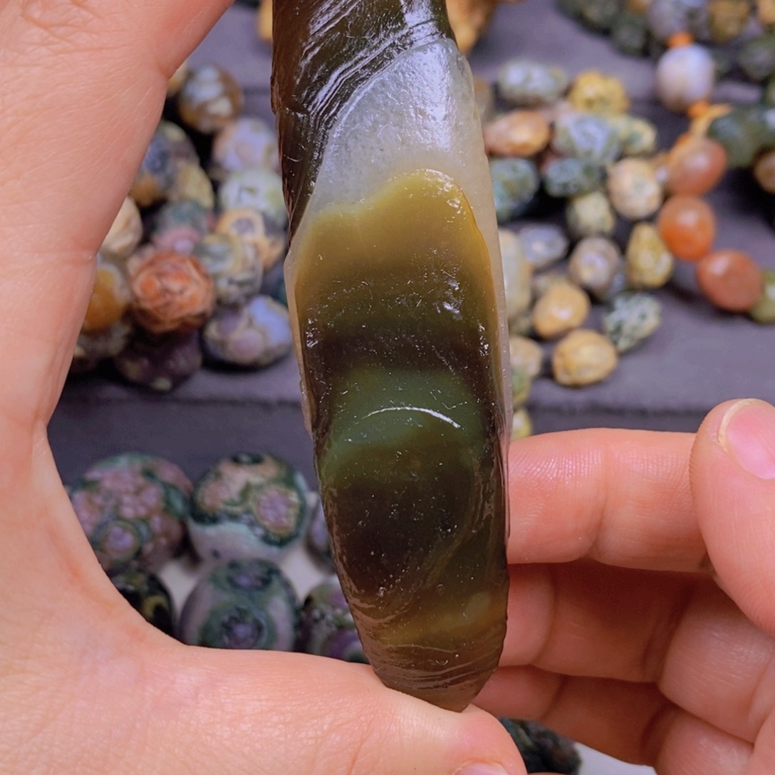 合金颈饰玛瑙/玉髓