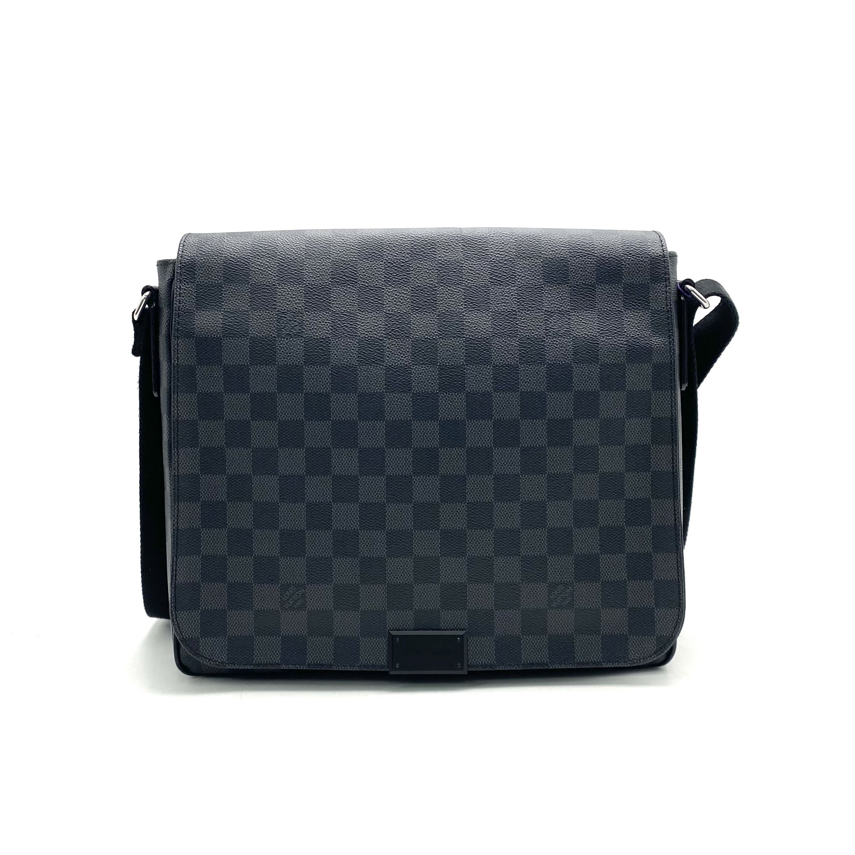 99新 LouisVuitton/路易威登 黑棋盘格中号翻盖邮差包 尺寸31/26