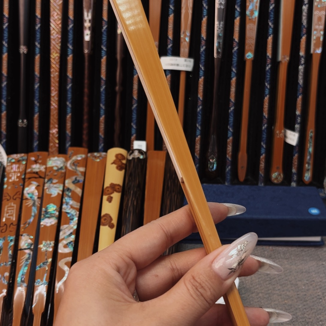 扇子纯手工制作工艺