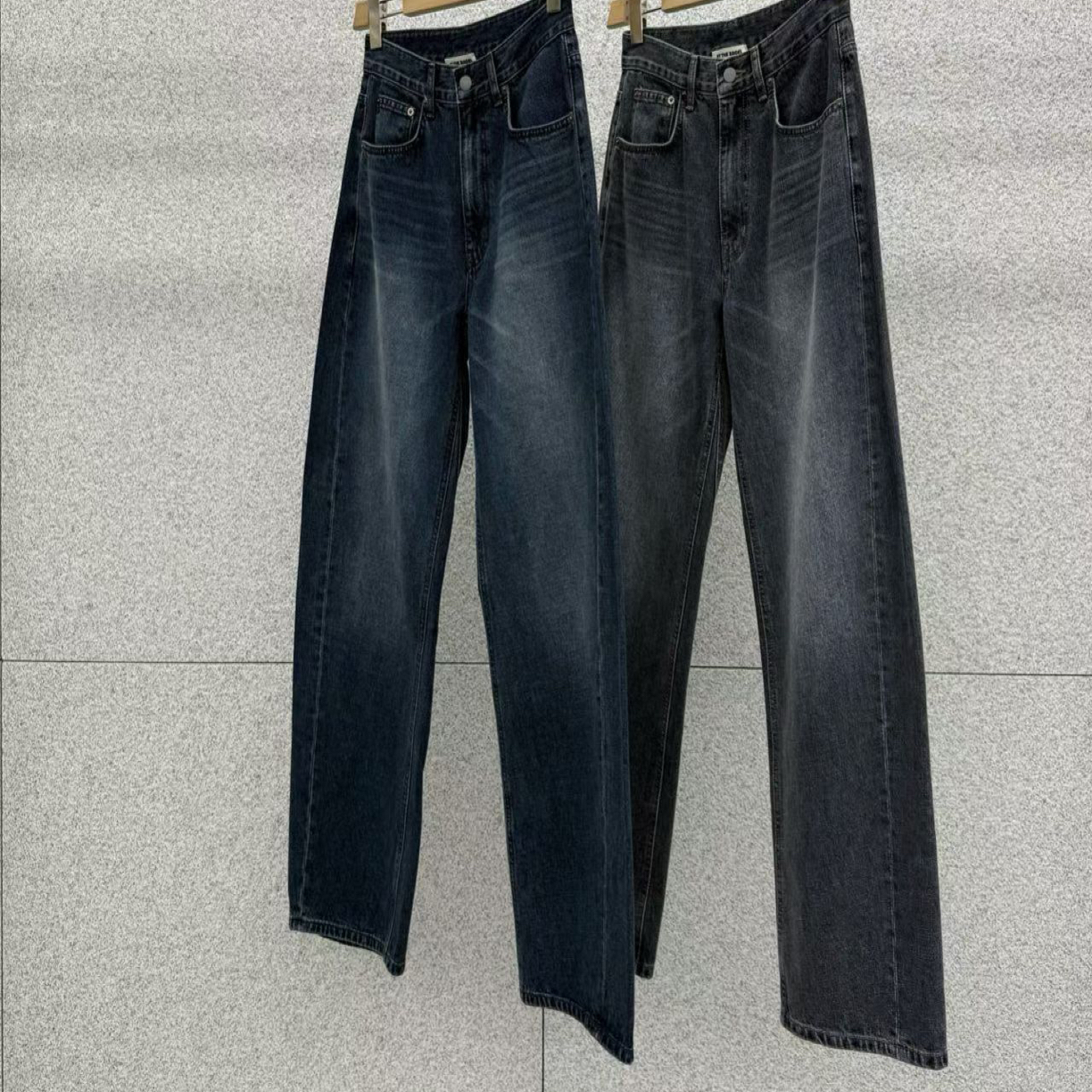 At2025秋冬牛仔香蕉裤(no退no换)