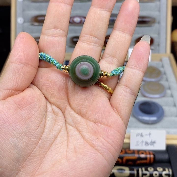 未镶嵌玛瑙/玉髓珠宝奇石