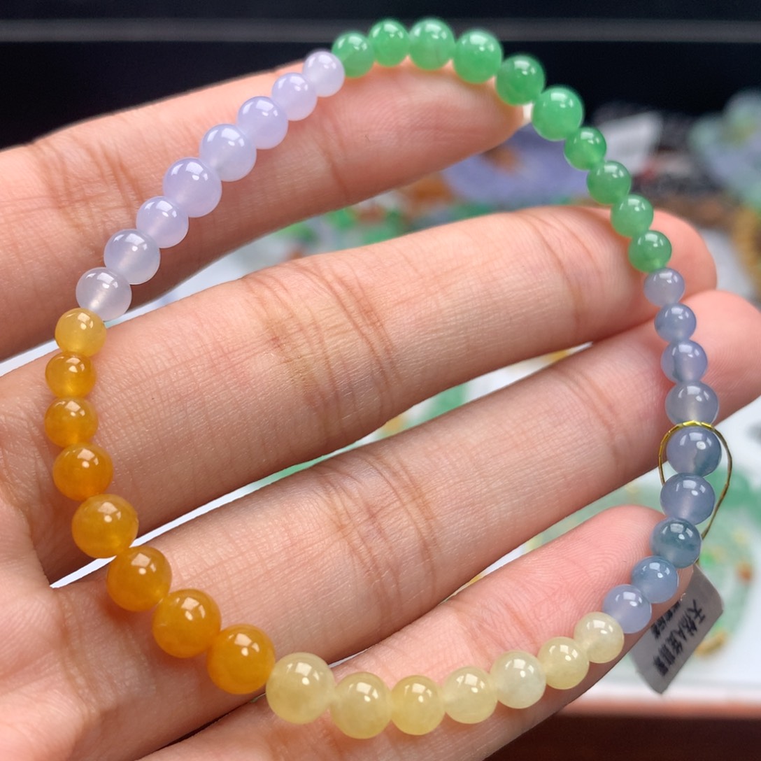 翡翠手链未镶嵌卡