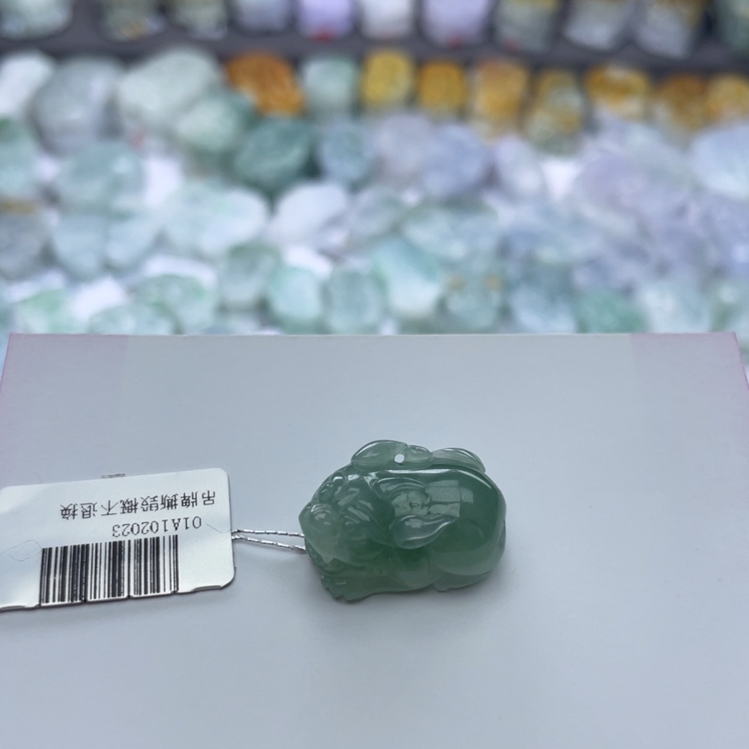 翡翠颈饰未镶嵌啊**¥貔貅