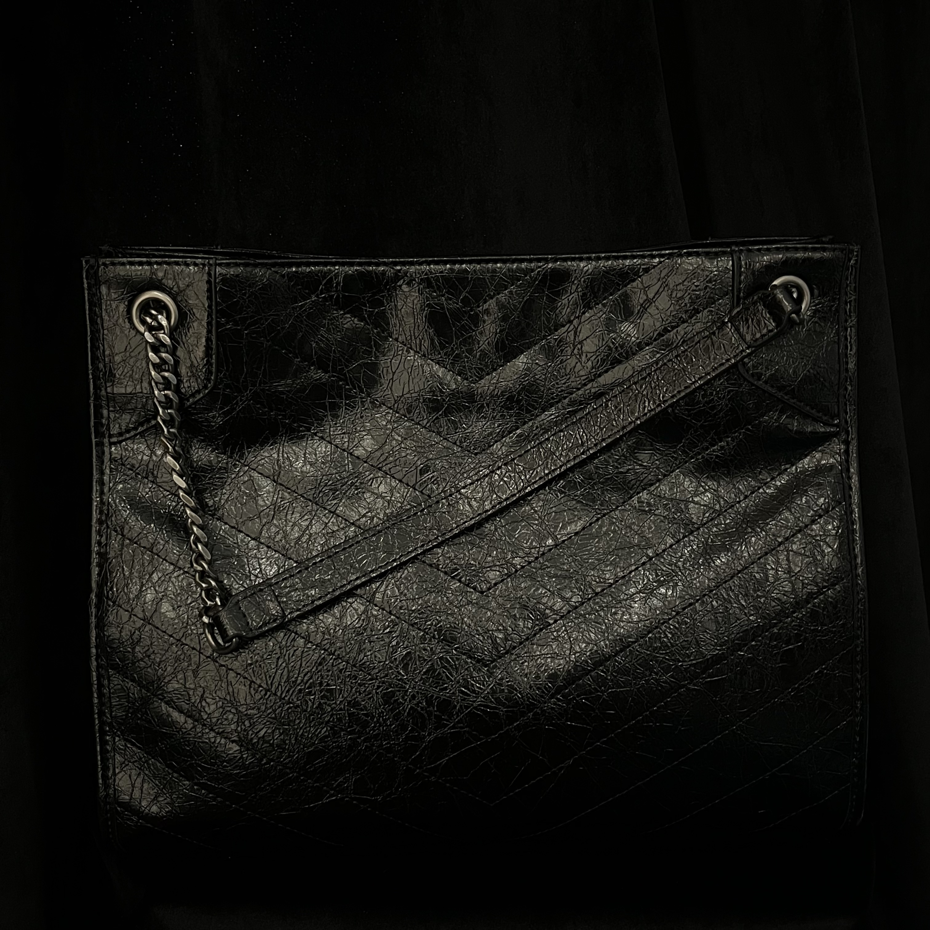 COCO DICV25新款高端定制时尚女包 V爆裂大邮差托特