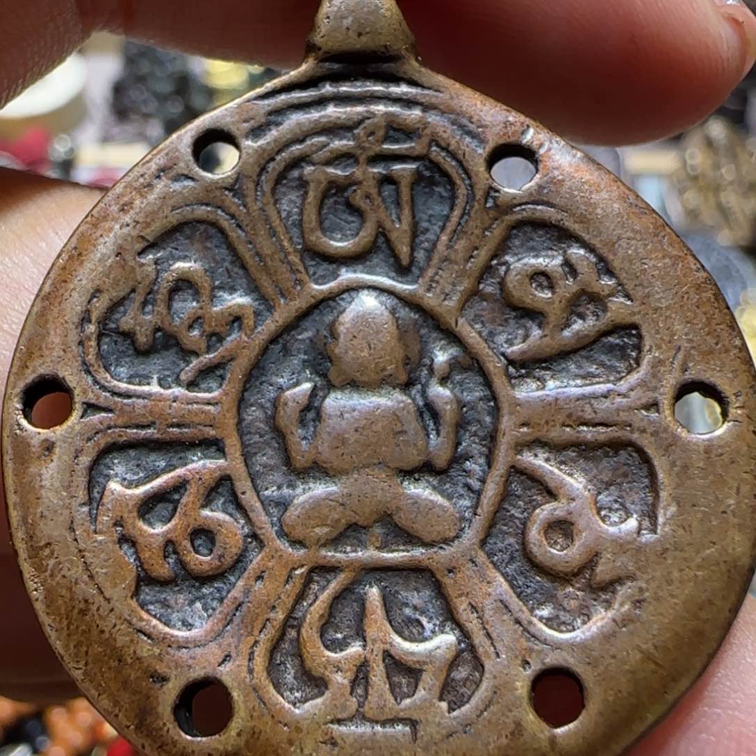 牌子…………………………………………