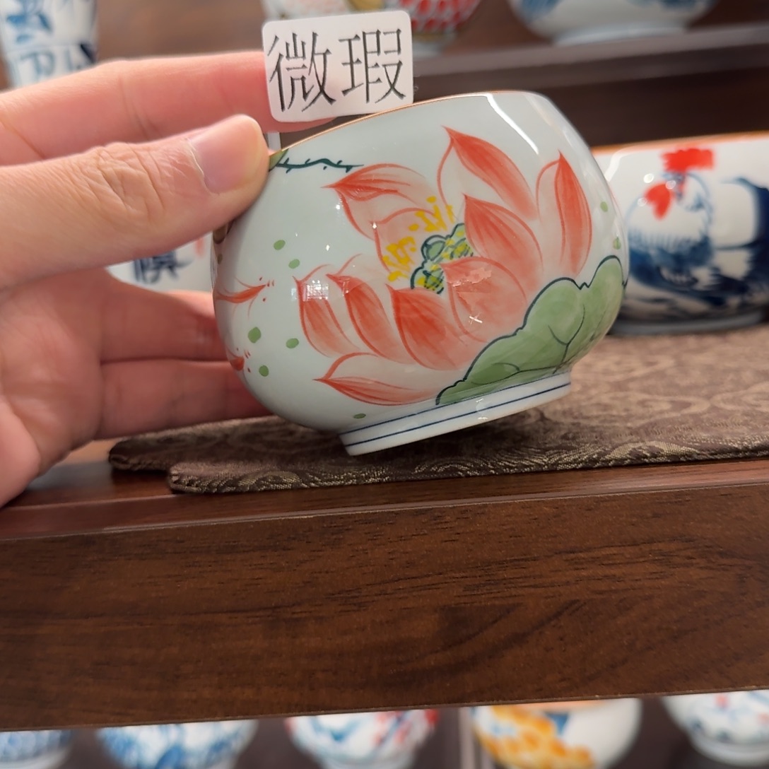釉下手绘茶具微瑕