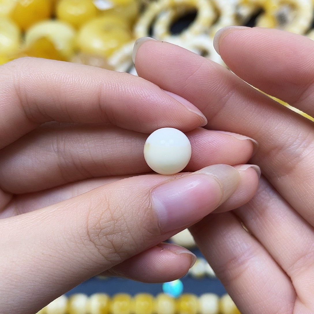 裸石蜜蜡未镶嵌圆珠10.8mm