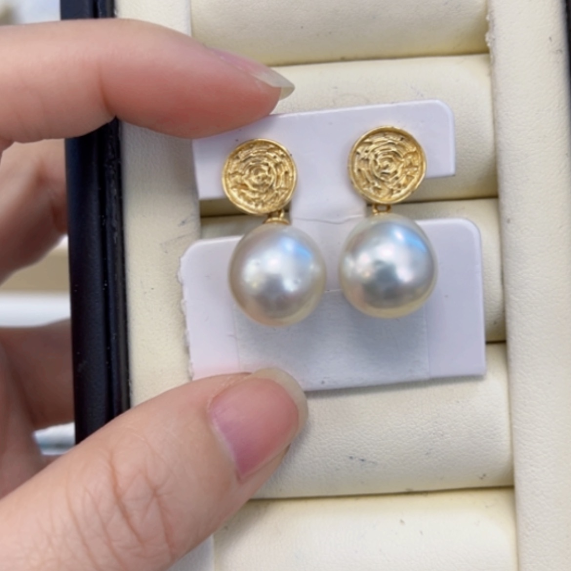 【闪购商品】海水珍珠耳饰银S925镶嵌澳白