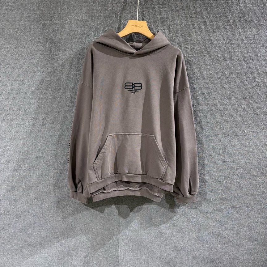 未使用 Balenciaga/巴黎世家 （pm）锁扣串标帽衫全新带吊s码/3338