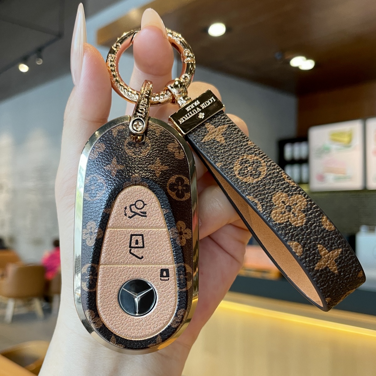 【奔驰】新E级C级S级E300L/GLC/GLE/GLA级C200L/GLC260车钥匙套包壳