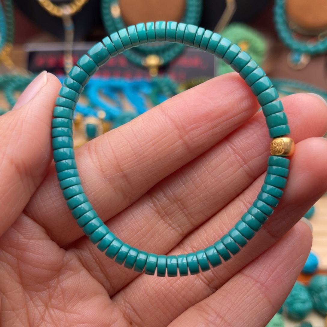 绿松石珠宝奇石18K金镶嵌