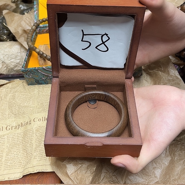 大叶紫檀（黑酸枝木类）