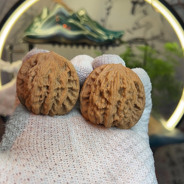 吊坠文玩核桃虎头