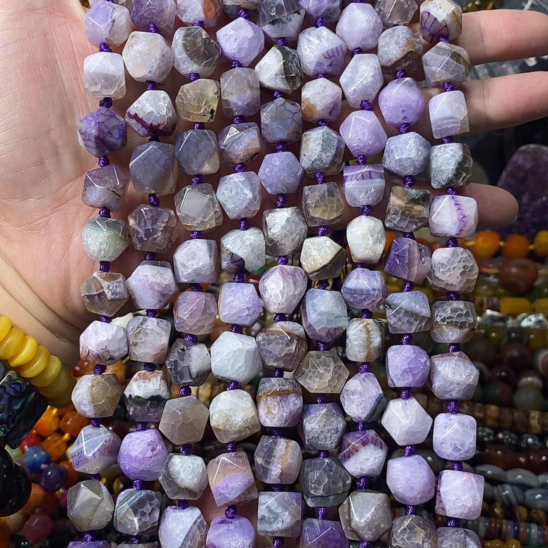 石英质玉未镶嵌，紫罗兰玛瑙随行切14mm，