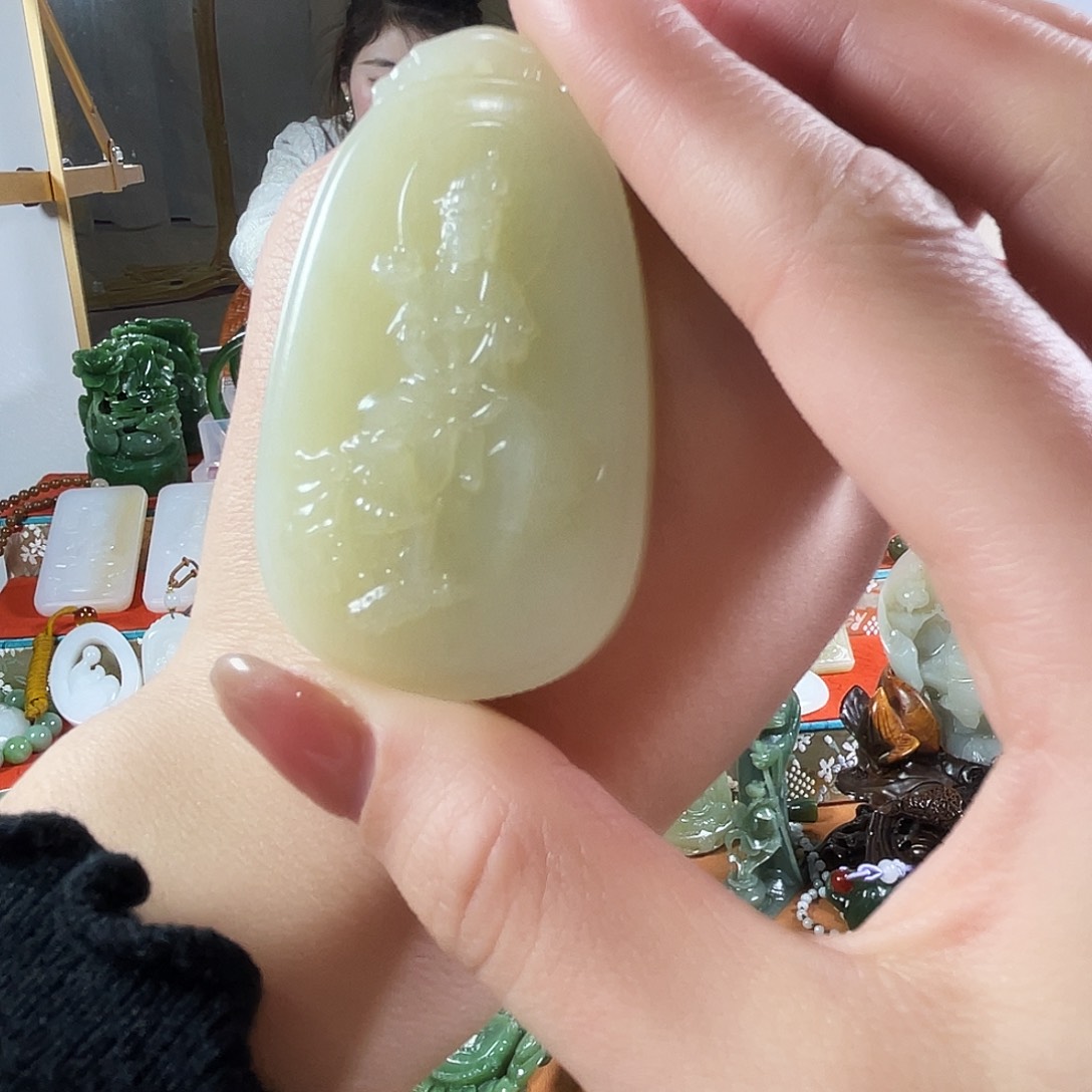 和田玉未镶嵌挂件