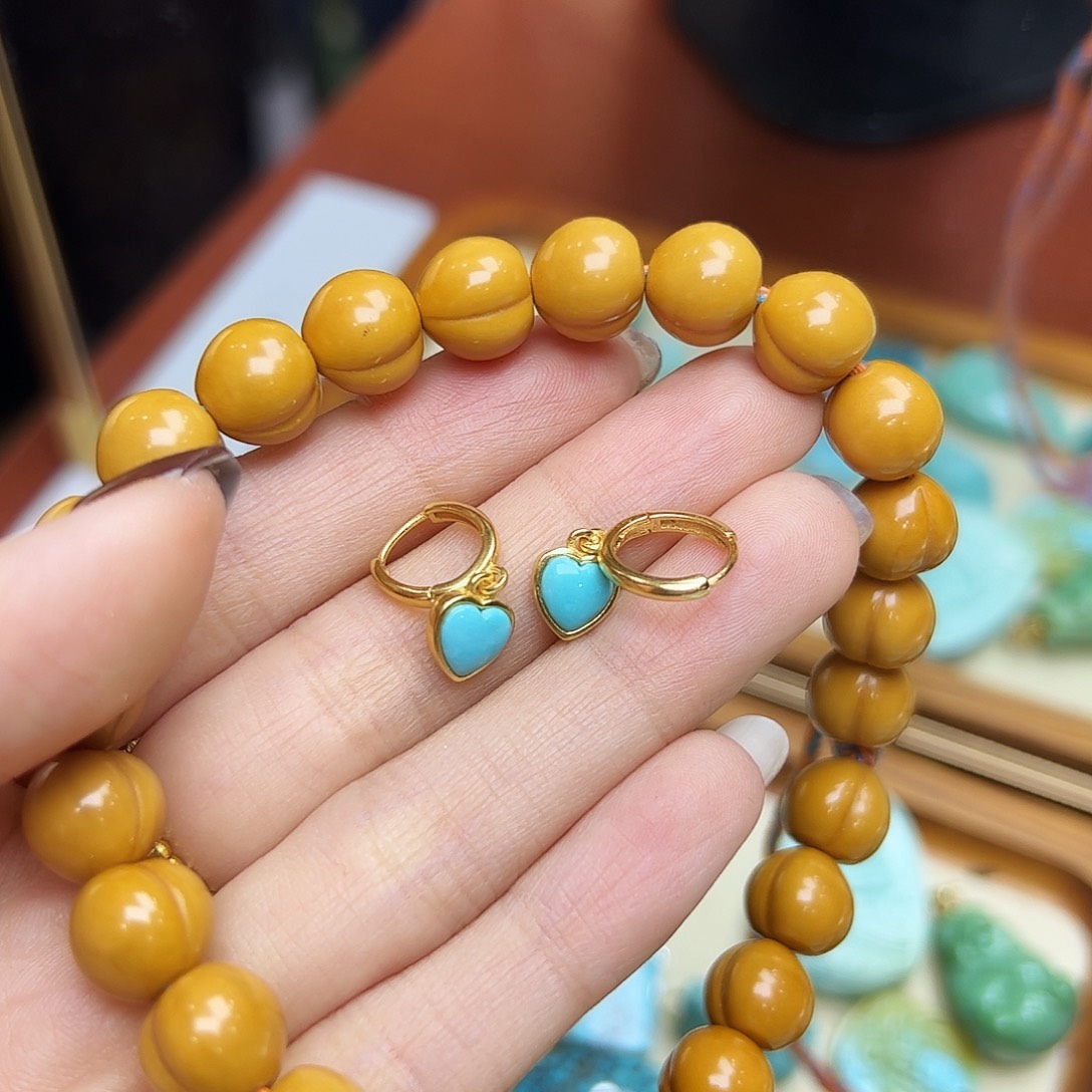 云***️猴头核桃吊坠猴头核桃