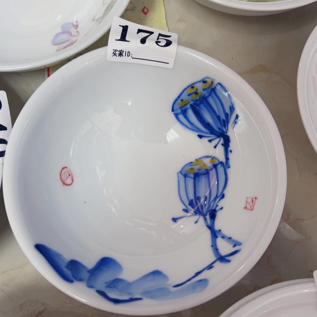 景德镇陶瓷手工手绘制作