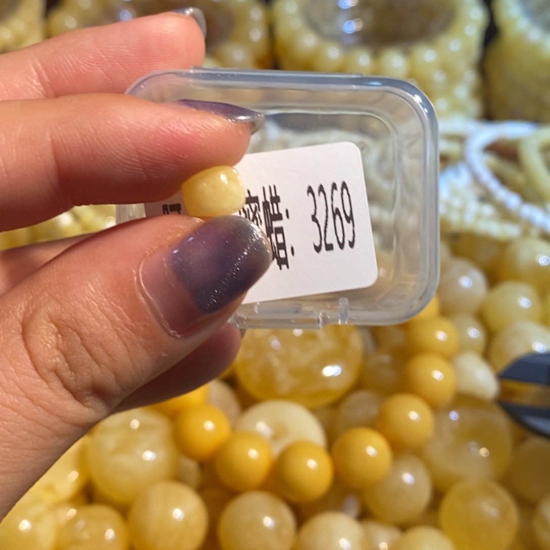 琥珀未镶嵌珠宝奇石3269