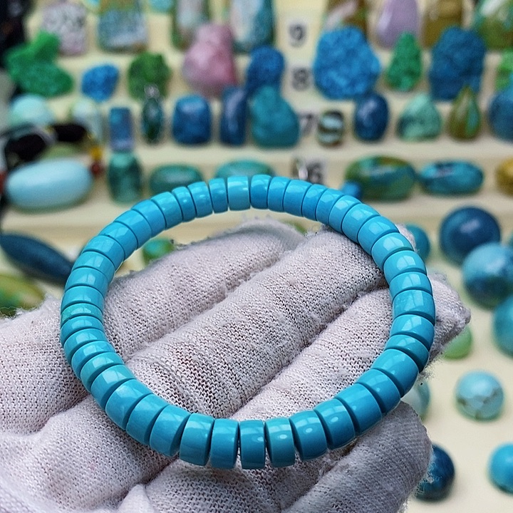 绿松石配饰未镶嵌